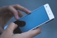 Bagaimana Cara Memilih Smartphone Terbaik Untuk Kebutuhan Sehari-Hari