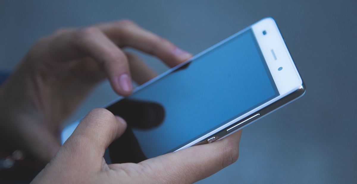 Bagaimana Cara Memilih Smartphone Terbaik Untuk Kebutuhan Sehari-Hari