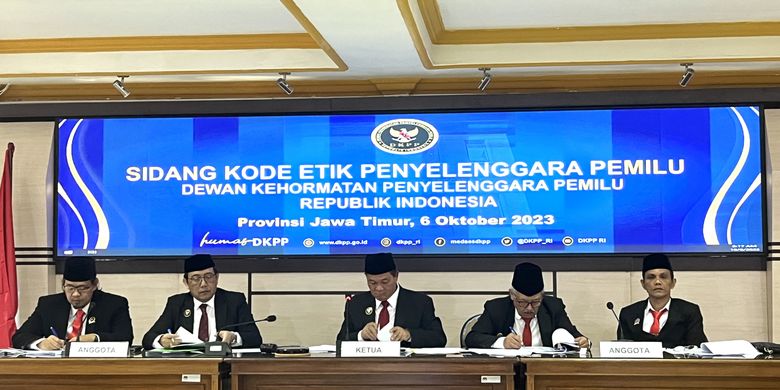 Sejarah Pengawasan Pemilu di Indonesia Bagaimana Hukum Mengatur Pemilu Di Indonesia