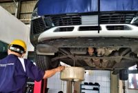 Kapan Waktu Yang Tepat Untuk Ganti Oli Mobil