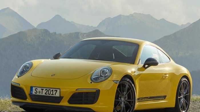 5 Cara Menghemat Bahan Bakar Mobil yang Perlu Anda Coba Tips Menghemat Bahan Bakar Mobil Sehari-Hari