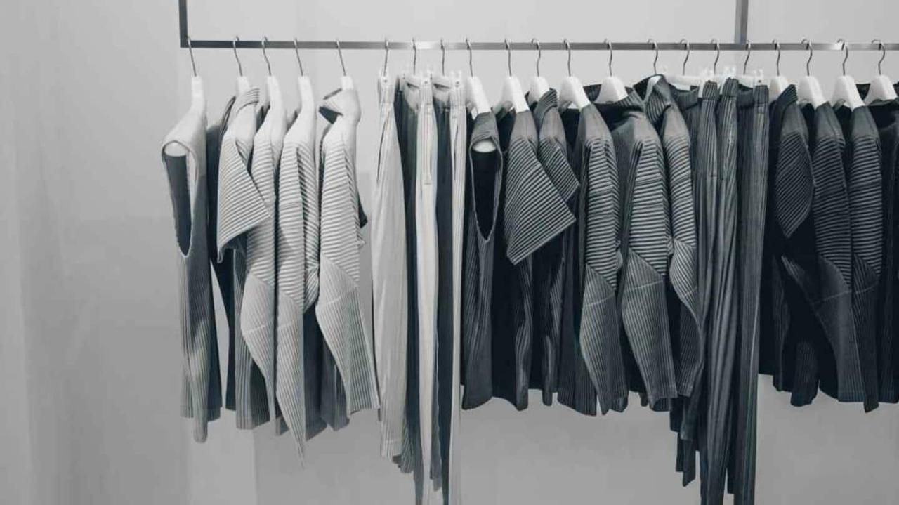 Tips Mengatur Wardrobe Dengan Bijak Setiap Bulan