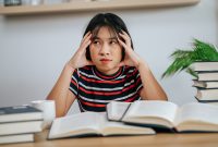 Cara Mengatasi Stres Saat Belajar Di Sekolah
